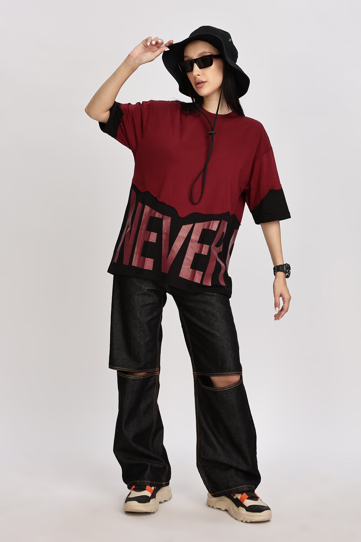 "NEVER STOP" Tees for female