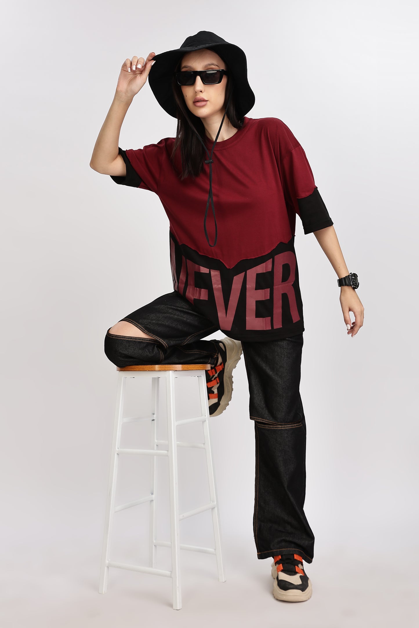 "NEVER STOP" Tees for female