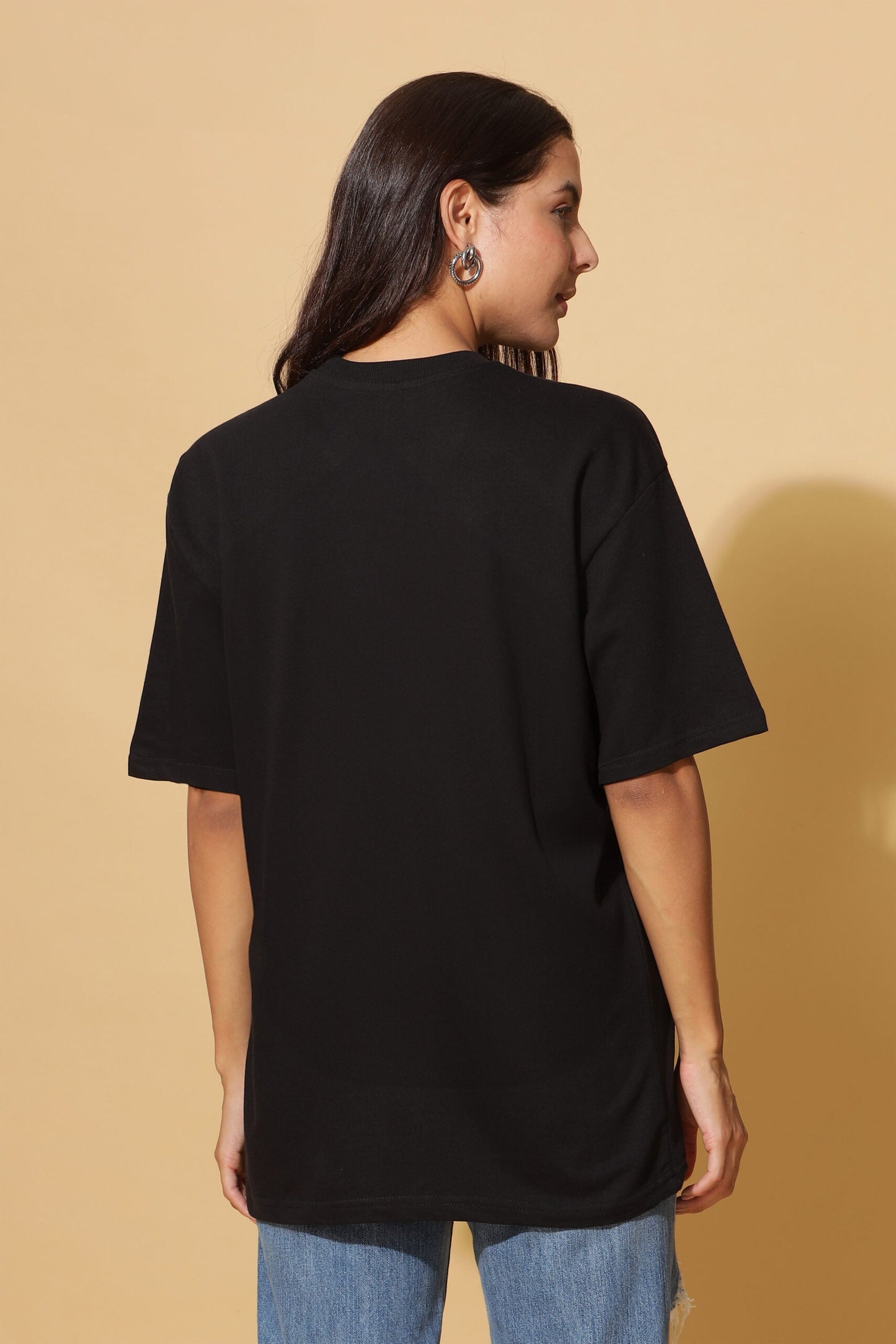Moovio's Luxe Black Premium Oversize Tee
